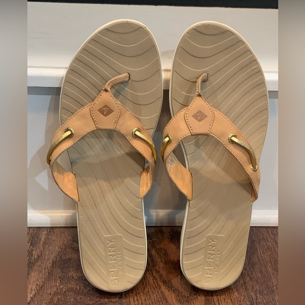 Sperry Top-Sider Women’s Seabrook Wave Flip Flop Tan Leather Gold Accent size 9M